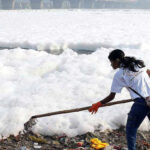 यमुना में ज़हर